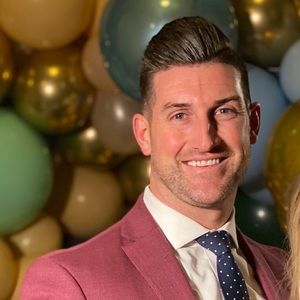 Meet your Posher, Eric